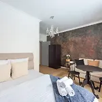 Apartment Crystal
